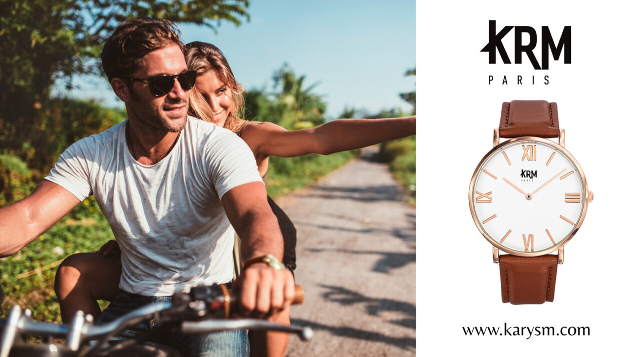 Publicité web montrant des montres fashion avec un couple se baladant en vélo à la campagne